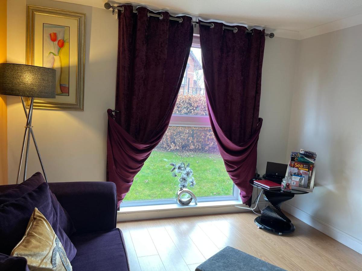 Hla - King Court 2 Apartment